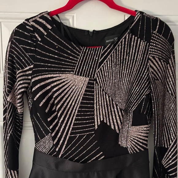 Betsy & Adam Elegant Black Evening prom Gown Sz 4 with pocket - Picture 3 of 7